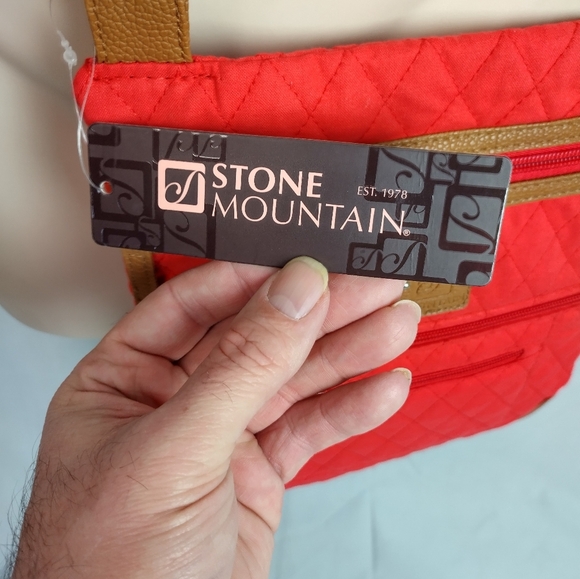 STONE MOUNTAIN Women's Crossbody Purse Quilted Lockport Style Coral Color NWT - Picture 4 of 16